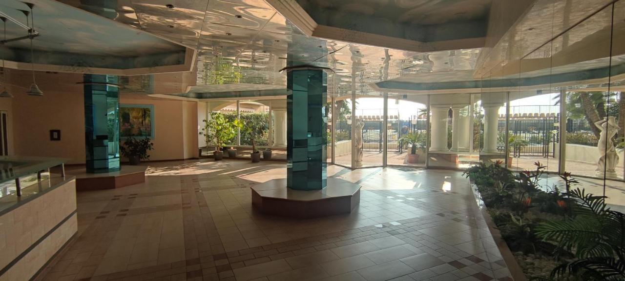 Exclusive Panoramic Sea View In Victoria *