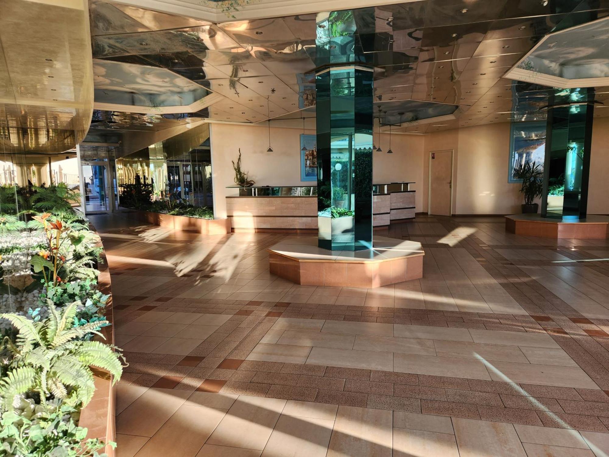 Exclusive Panoramic Sea View In Victoria Appartamento
