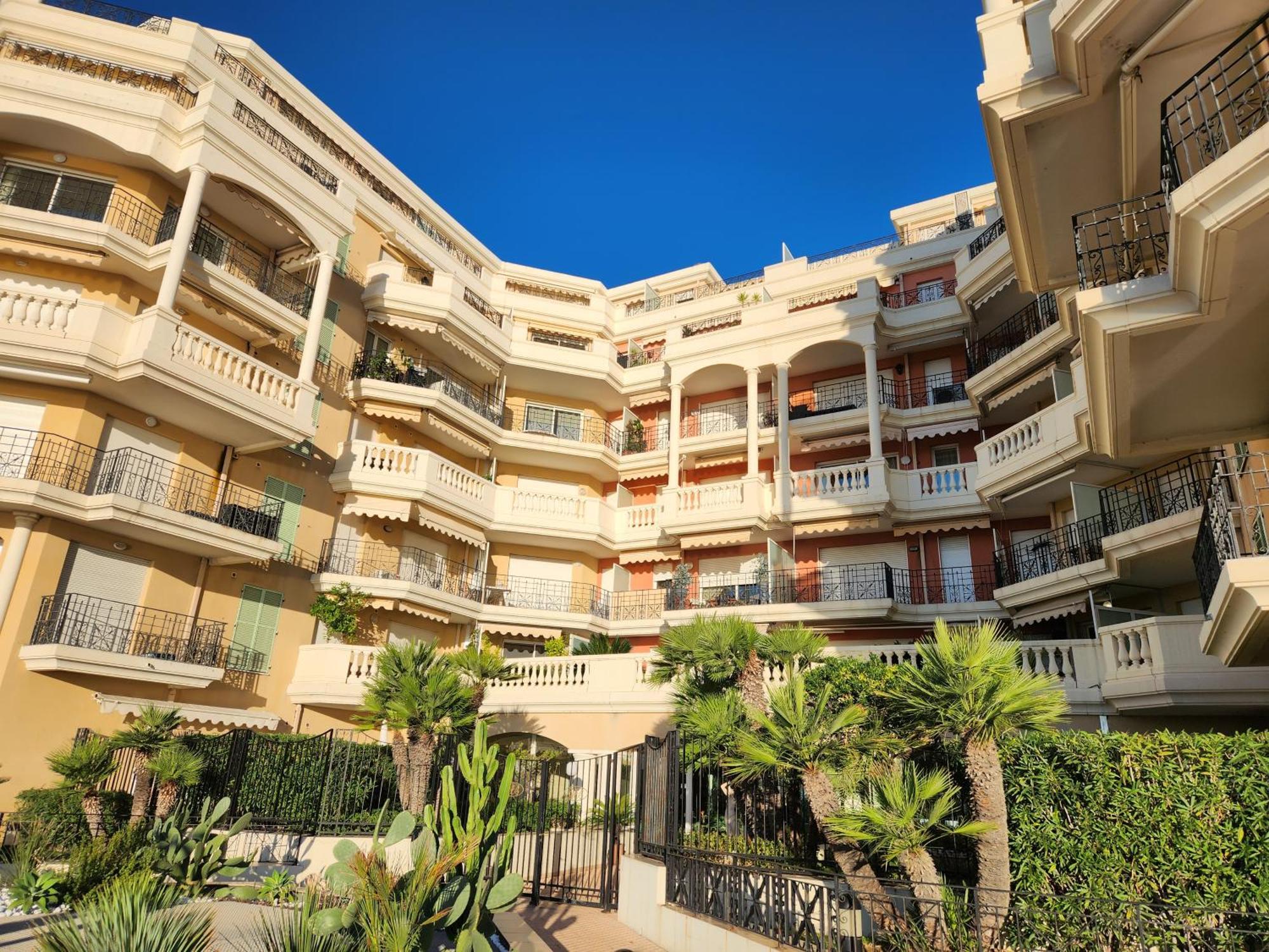 Exclusive Panoramic Sea View In Victoria Appartamento *